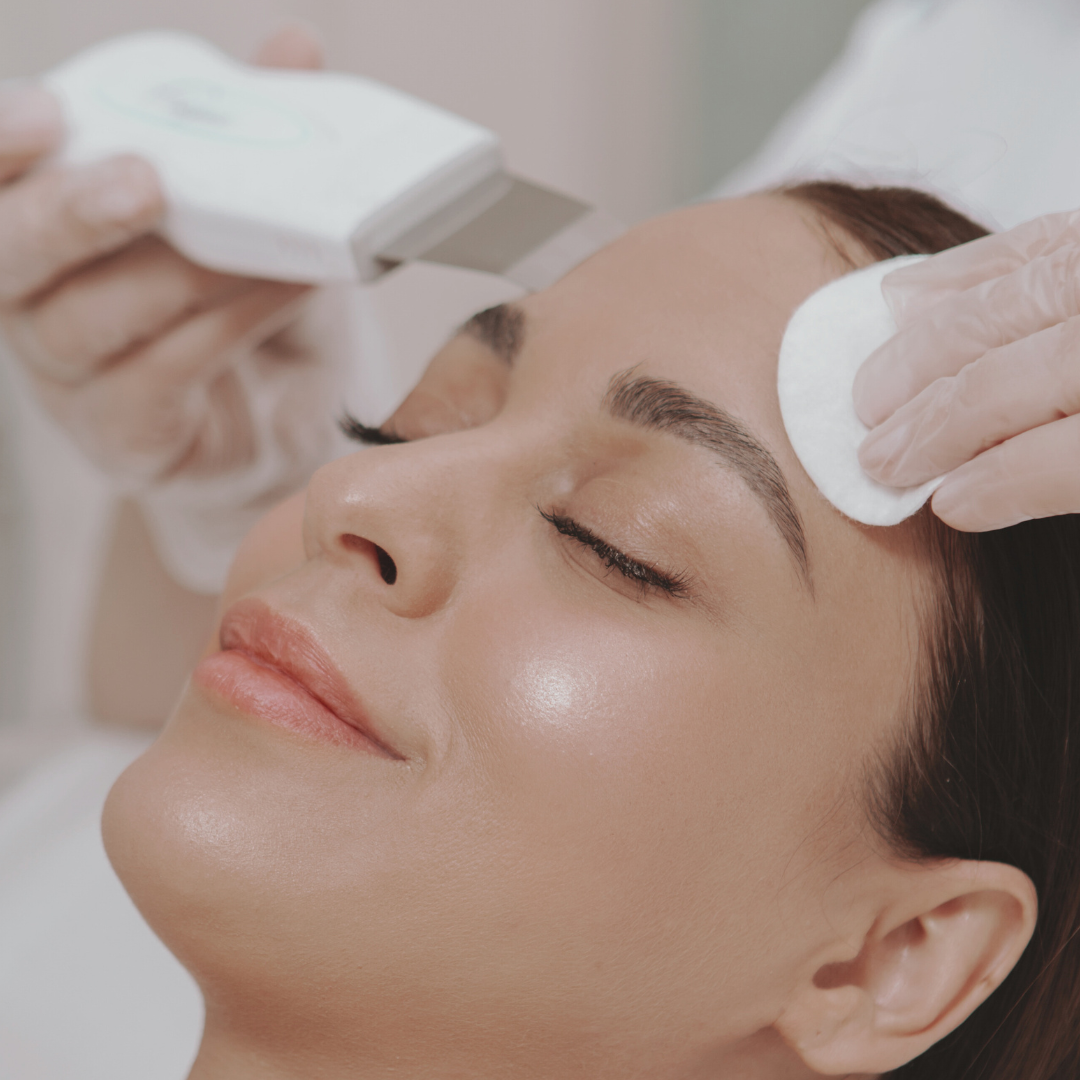 Elemis Pro-Glow Facial Image
